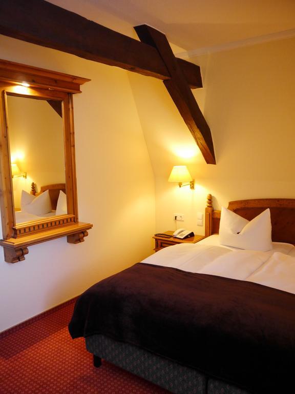 Garni-Hotel Zum Alten Ratskeller Vetschau Ngoại thất bức ảnh