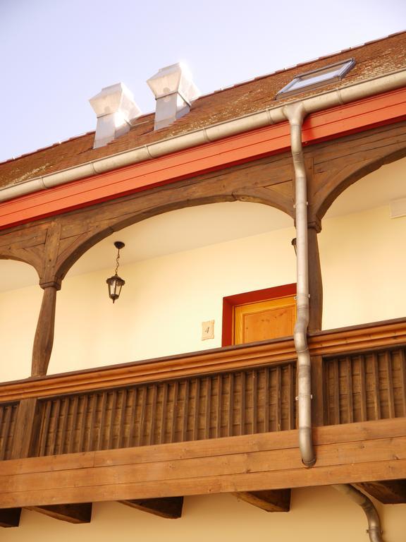 Garni-Hotel Zum Alten Ratskeller Vetschau Ngoại thất bức ảnh