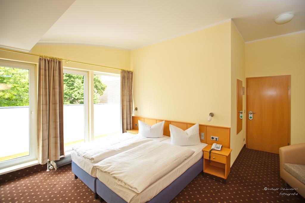 Garni-Hotel Zum Alten Ratskeller Vetschau Phòng bức ảnh